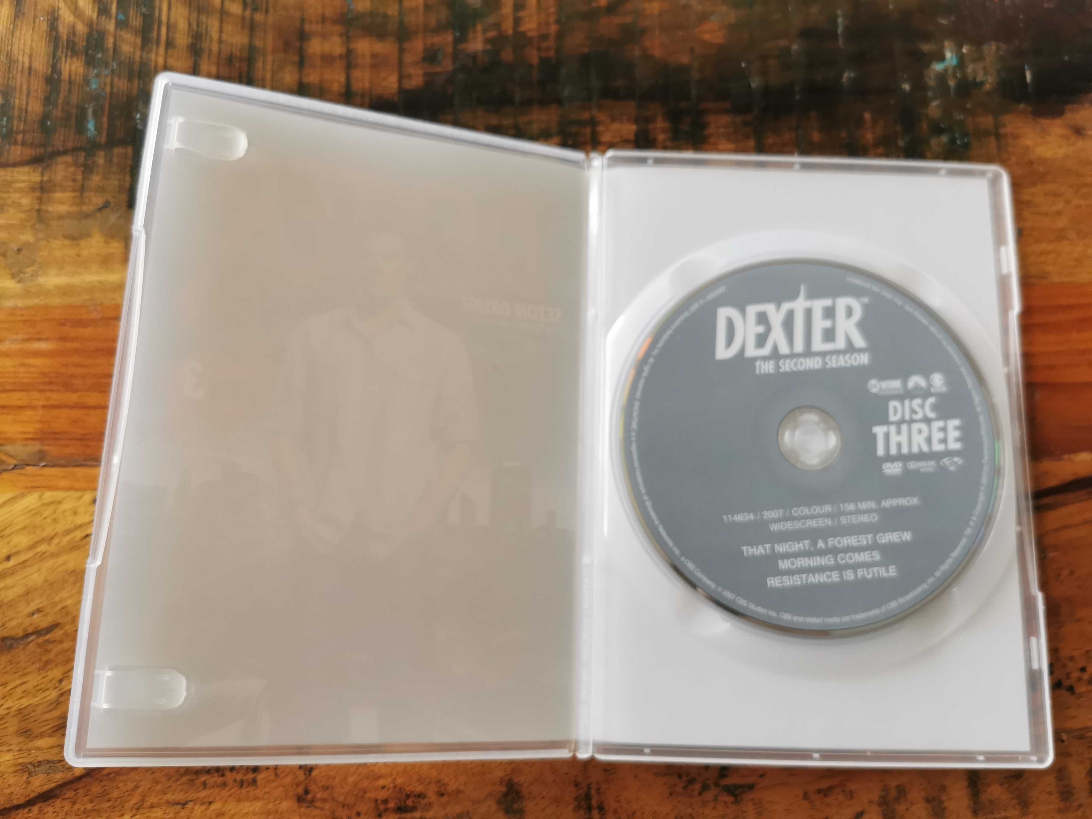 DEXTER - Sezon 2 (DVD)