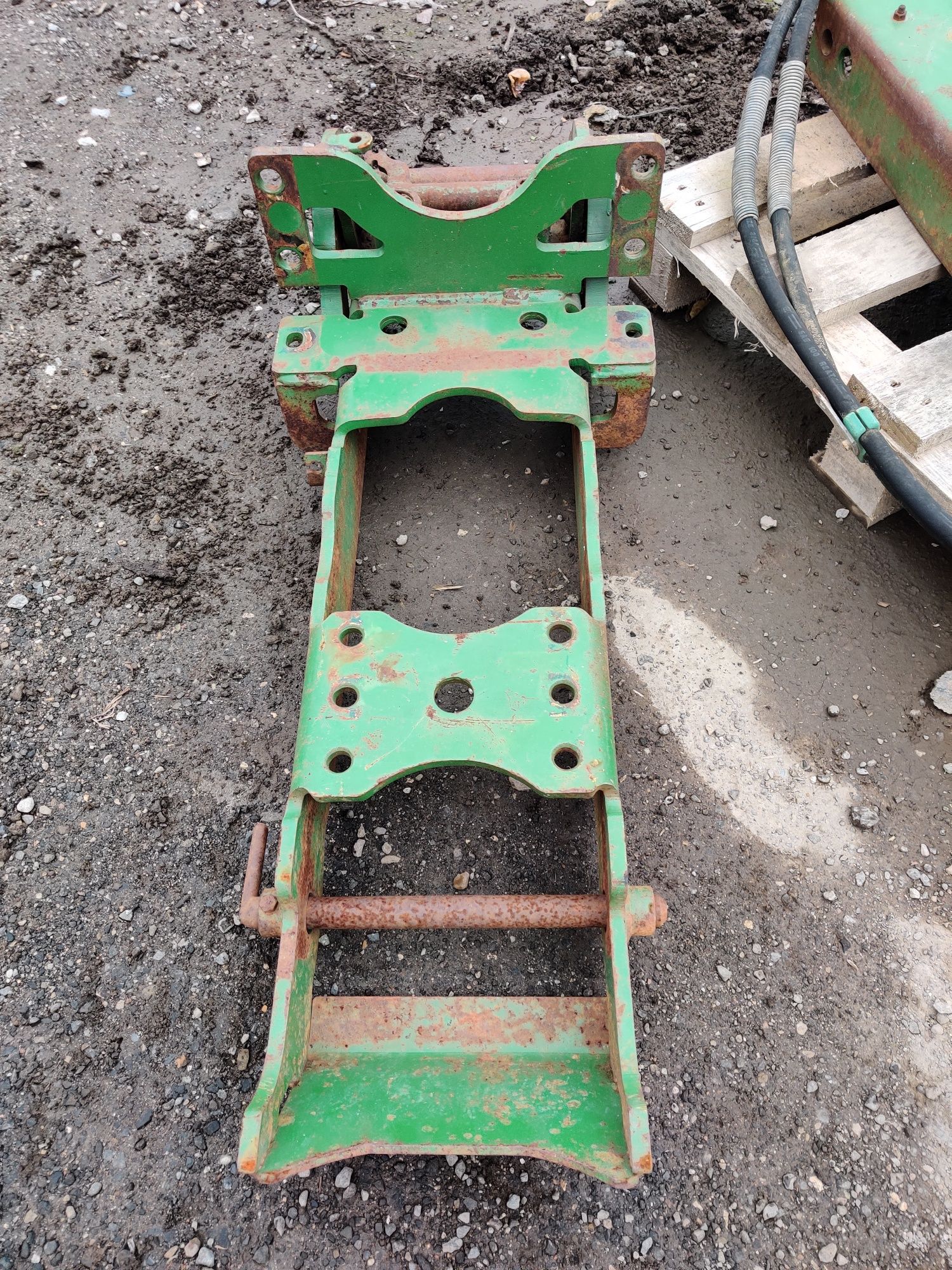 Zaczep dolny John Deere hydrauliczny