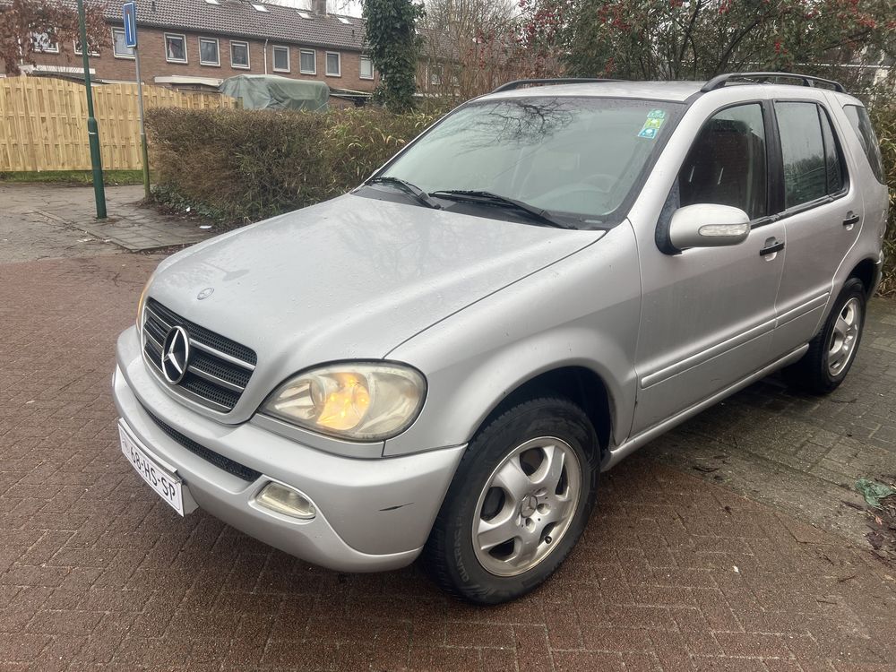 Mercedes Benz ML270 в Украіні