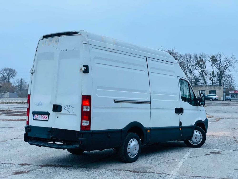 Продам IVEKO Daily 2.3 TDI в хорошем состоянии Срочно торг