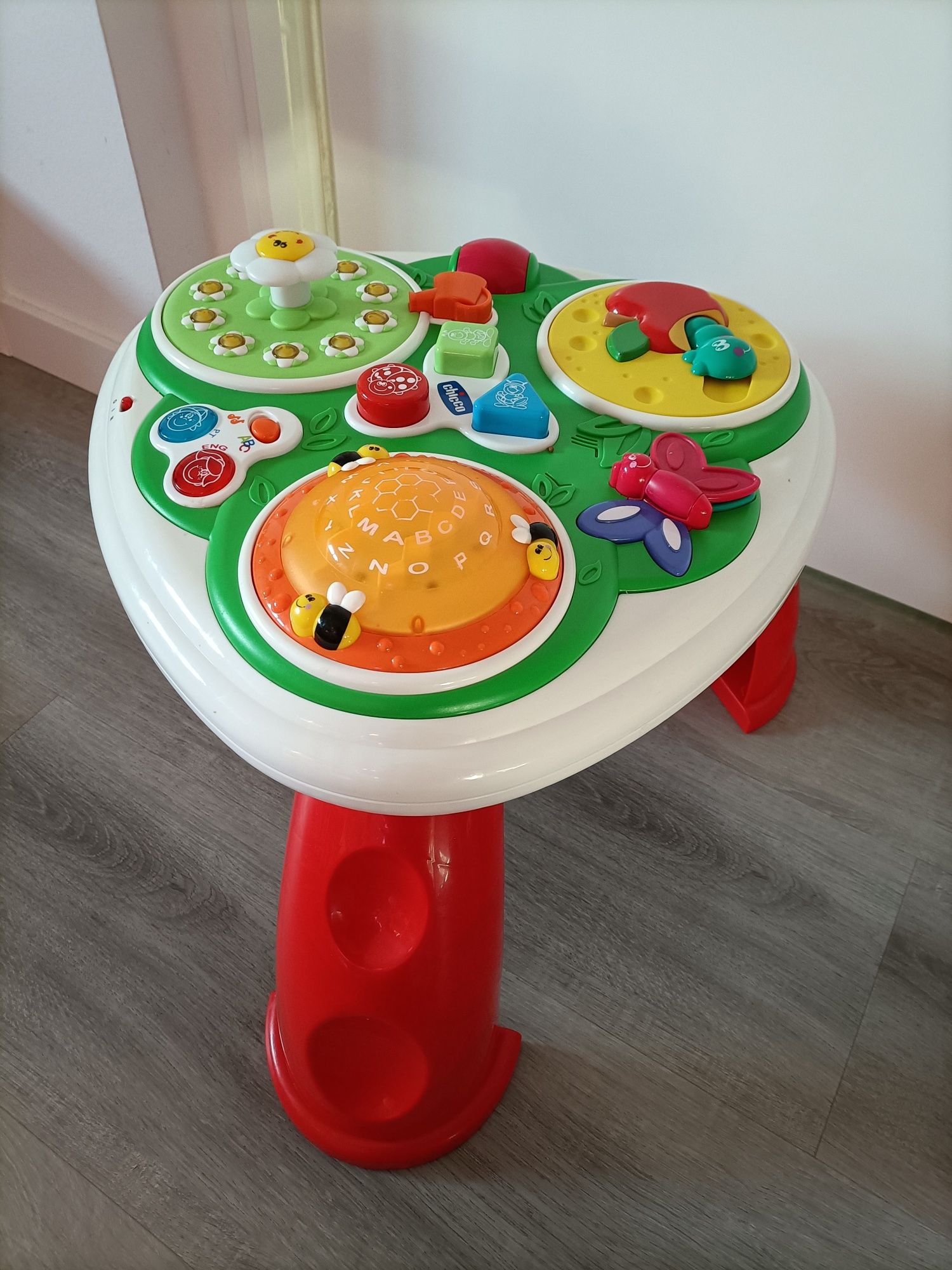 Mesa de atividades Chicco