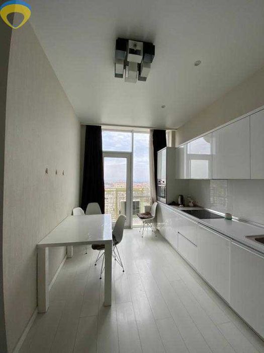 Продам 1 кімнатну квартиру в Перлині на Таїрова з видом на море