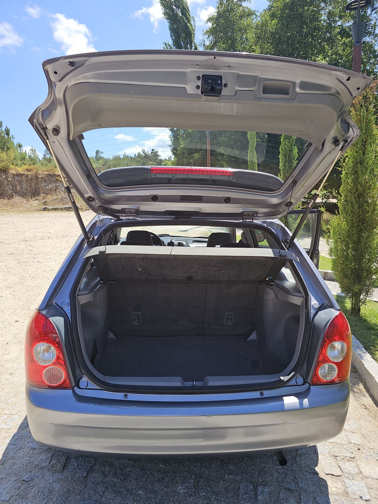 Vendo Mazda 323F