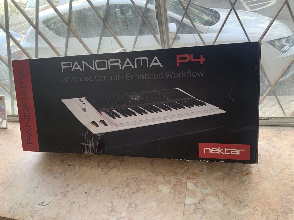 Keyboard/Teclado Nektar Panorama P4