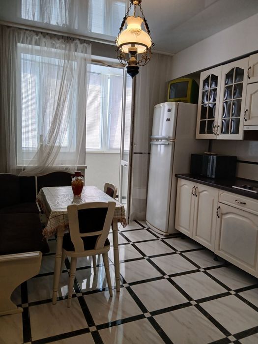 Сдам квартиру в Киевской районе в новом  ЖК" Вернисаж!"