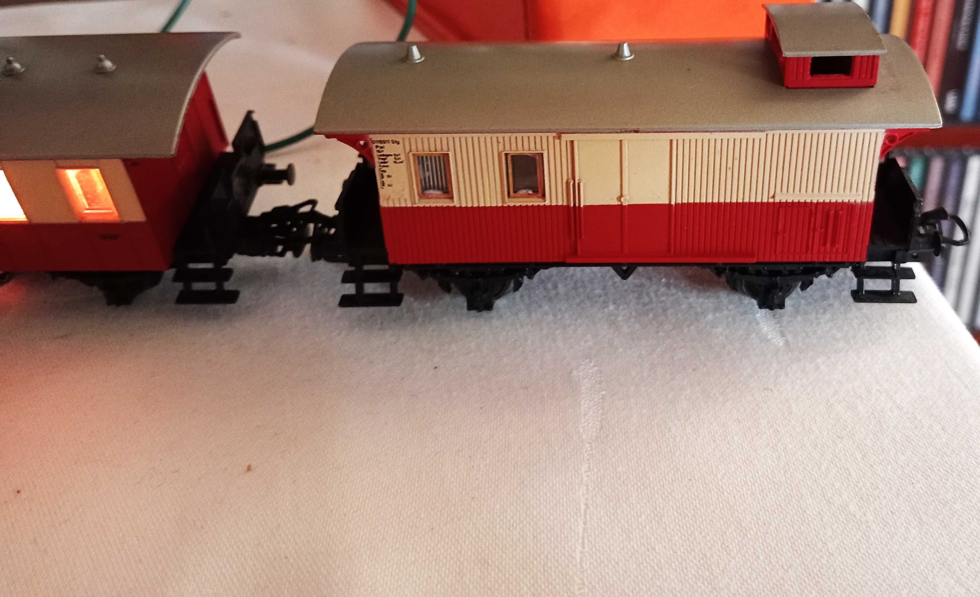 MARKLIN carruagens 4107 + 4108 com iluminação