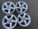 Felgi aluminiowe 15 cali 5x100 et 39 Toyota Yaris czujniki TPMS