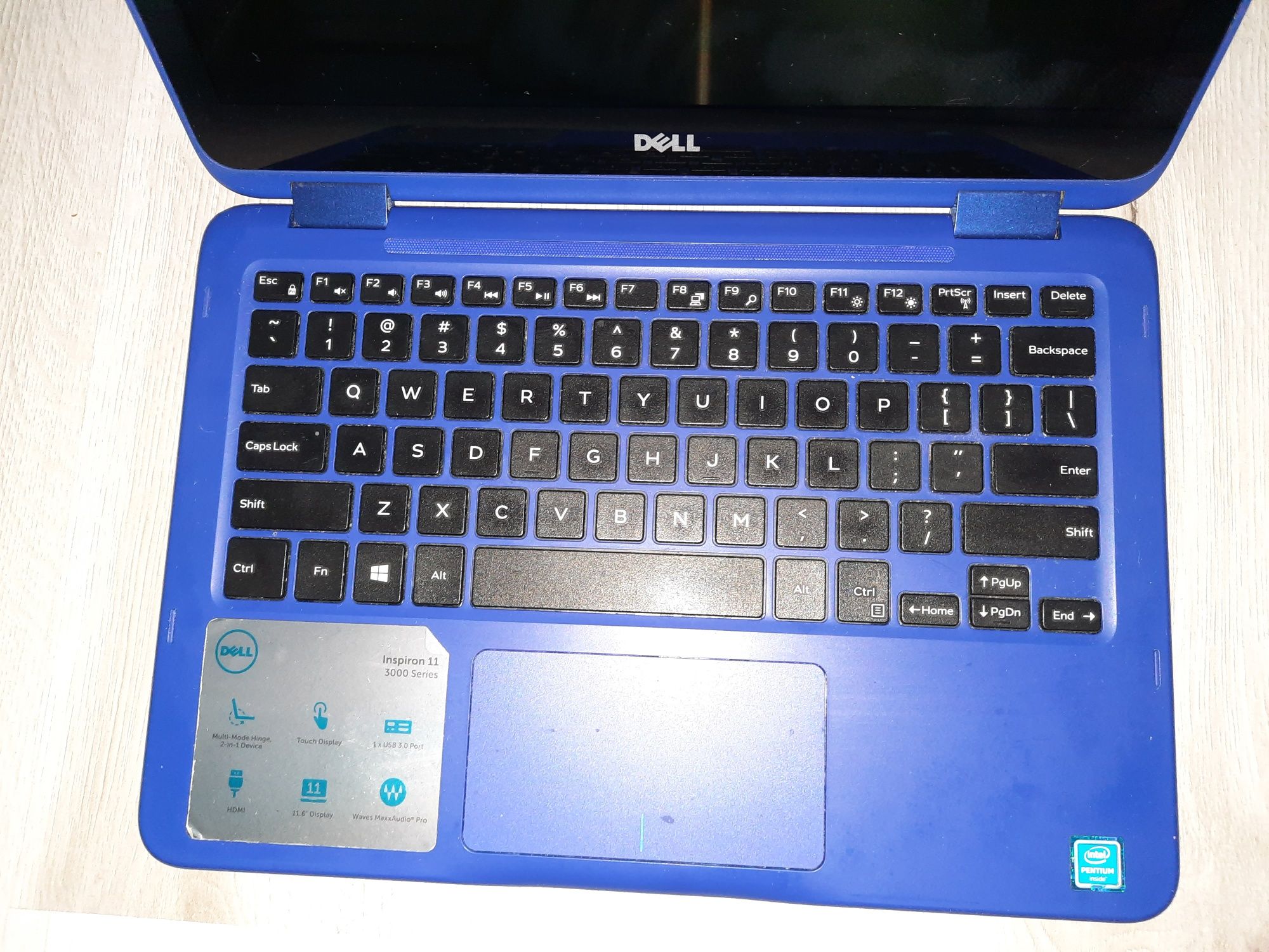 Sprzedam laptop Dell Inspiron 11 3000 Series