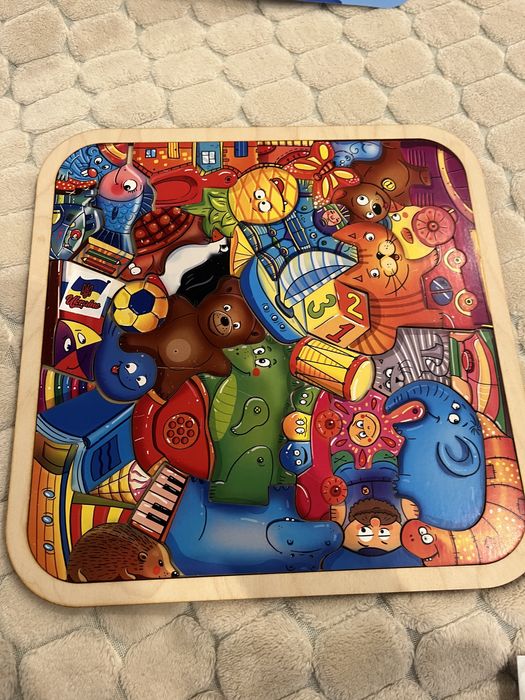 Деревʼяний пазл, складанка іграшки Монтессорі