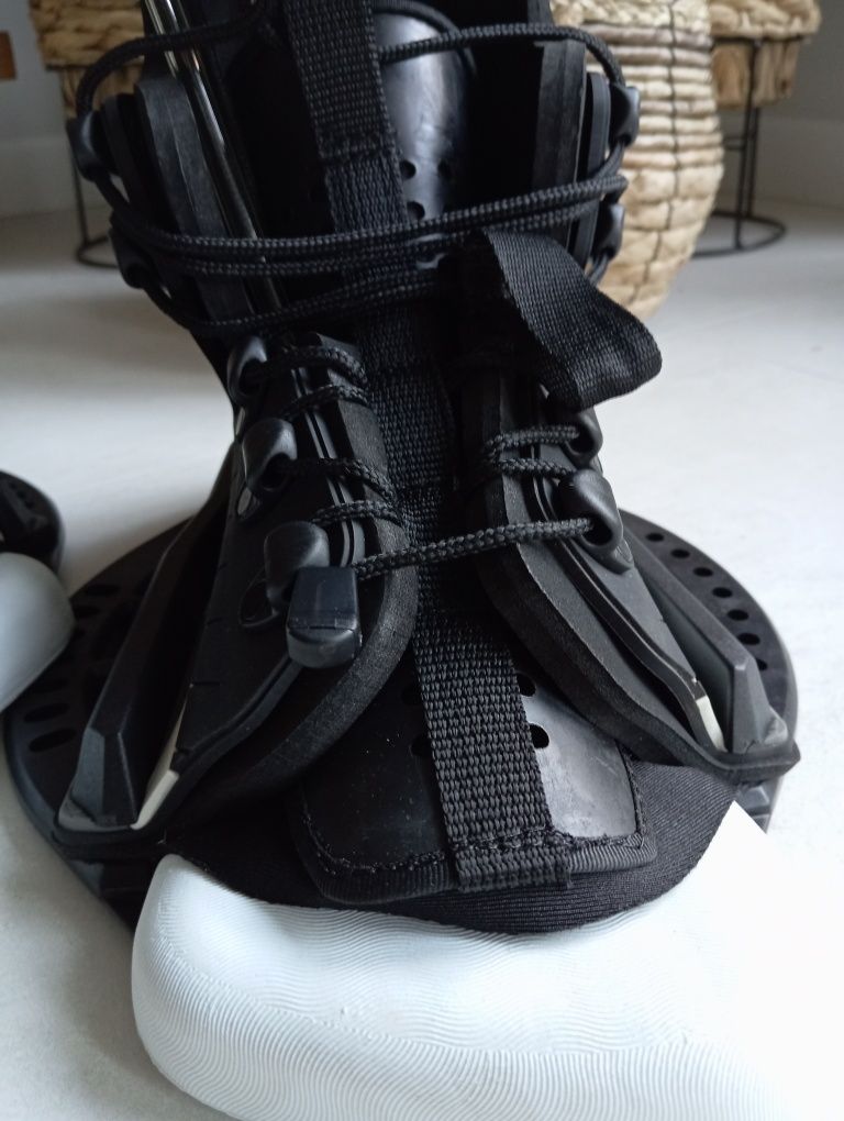 Wiązanie buty do Wakeboard
