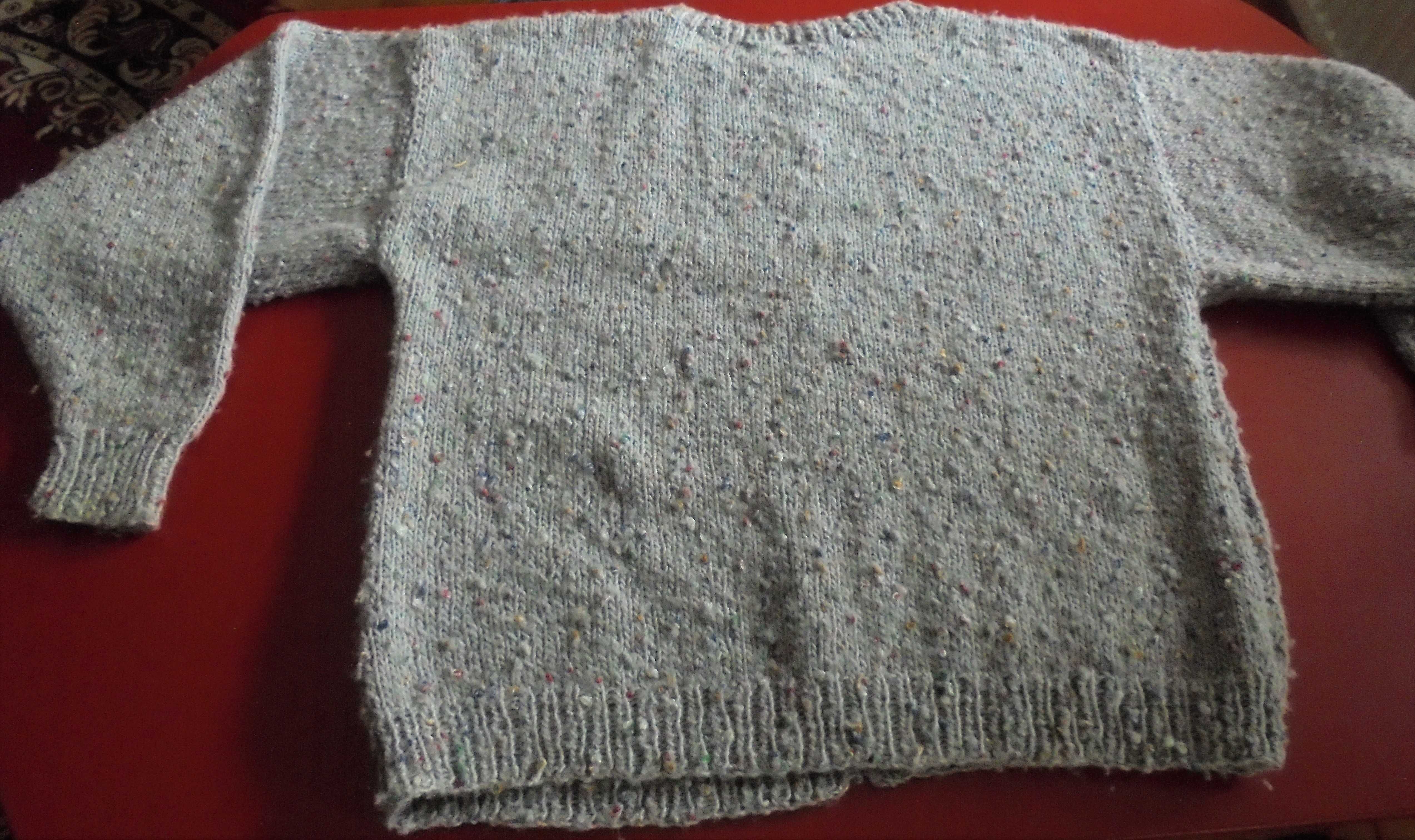 Sweter damski ręcznie robiony  szary