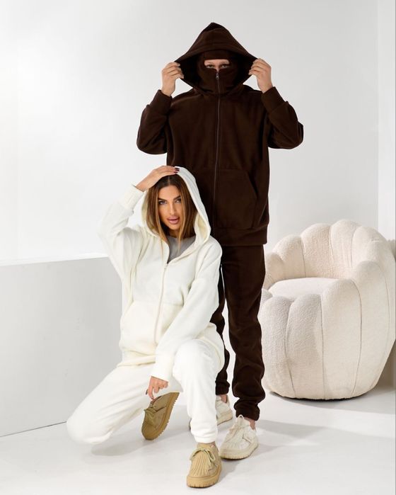 Теплый спортивный костюм унисекс