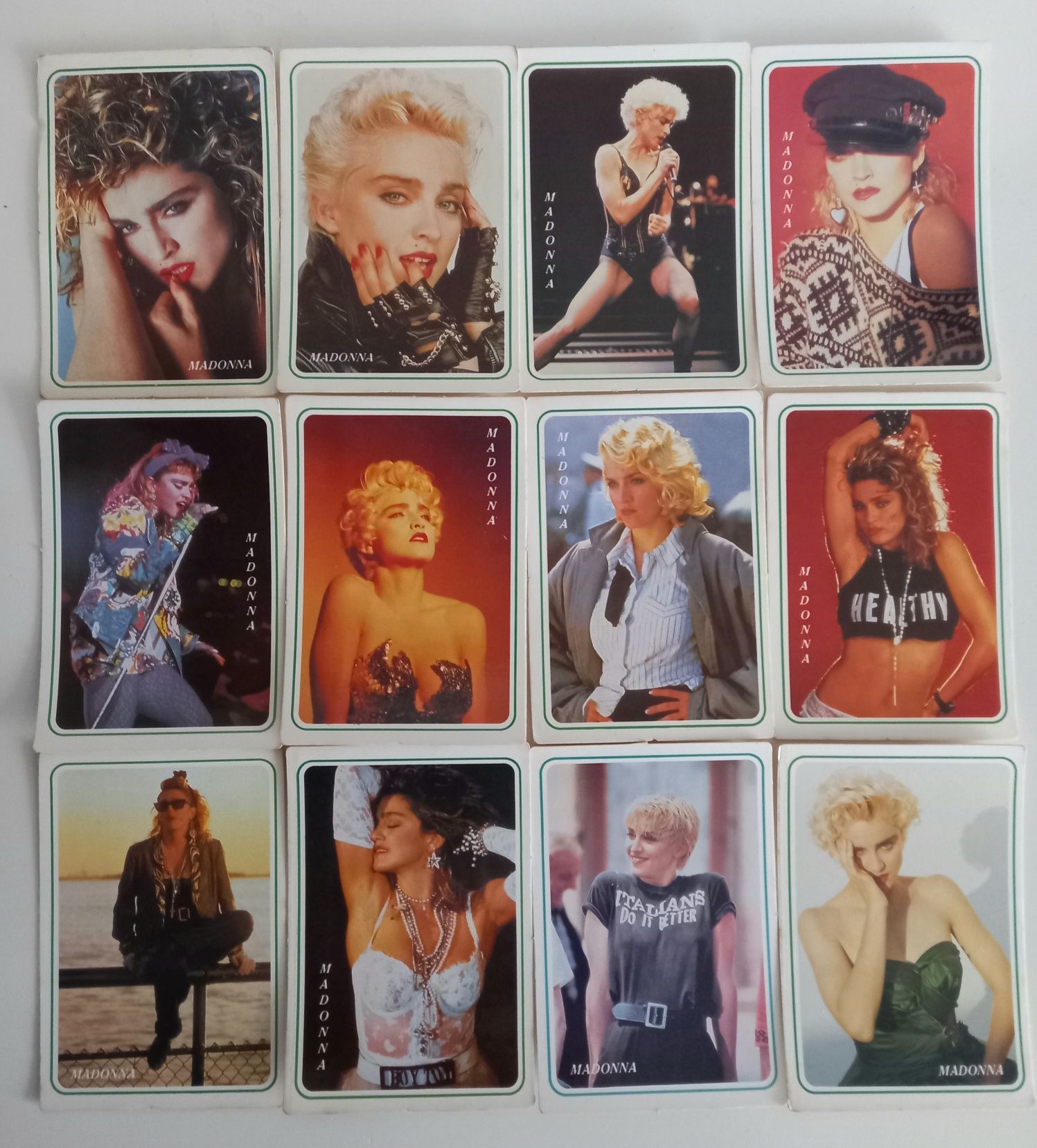 Coleção de 12 Calendários de bolso numerados tema "Madonna"