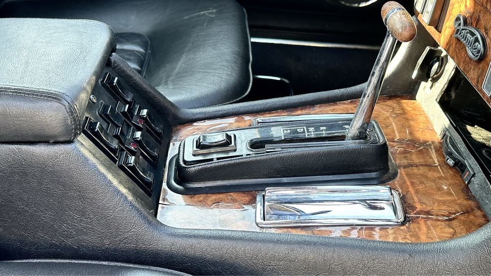 Продам эксклюзивный Jaguar XJ12 Daimler