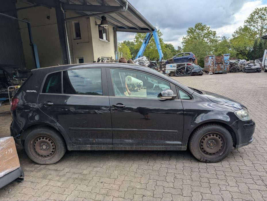 Розборка Гольф плюс Шрот автозапчастини VW Golf Plus розбор LC9X