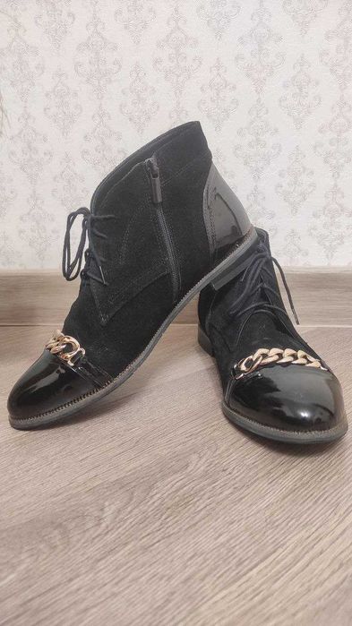 Жіночі/підліткові ботінки черевики демісезон 39-40 розмір