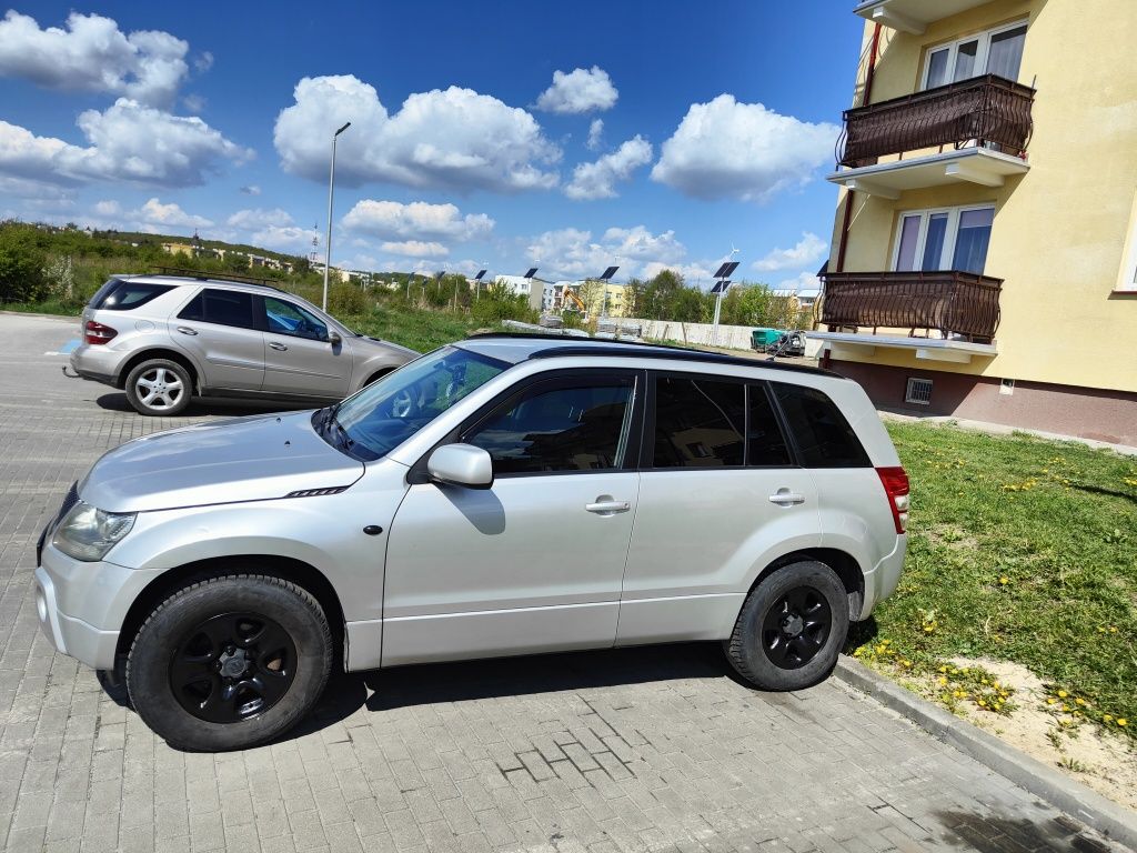 Suzuki Grand Vitara 2 2.0 benzyna+gaz