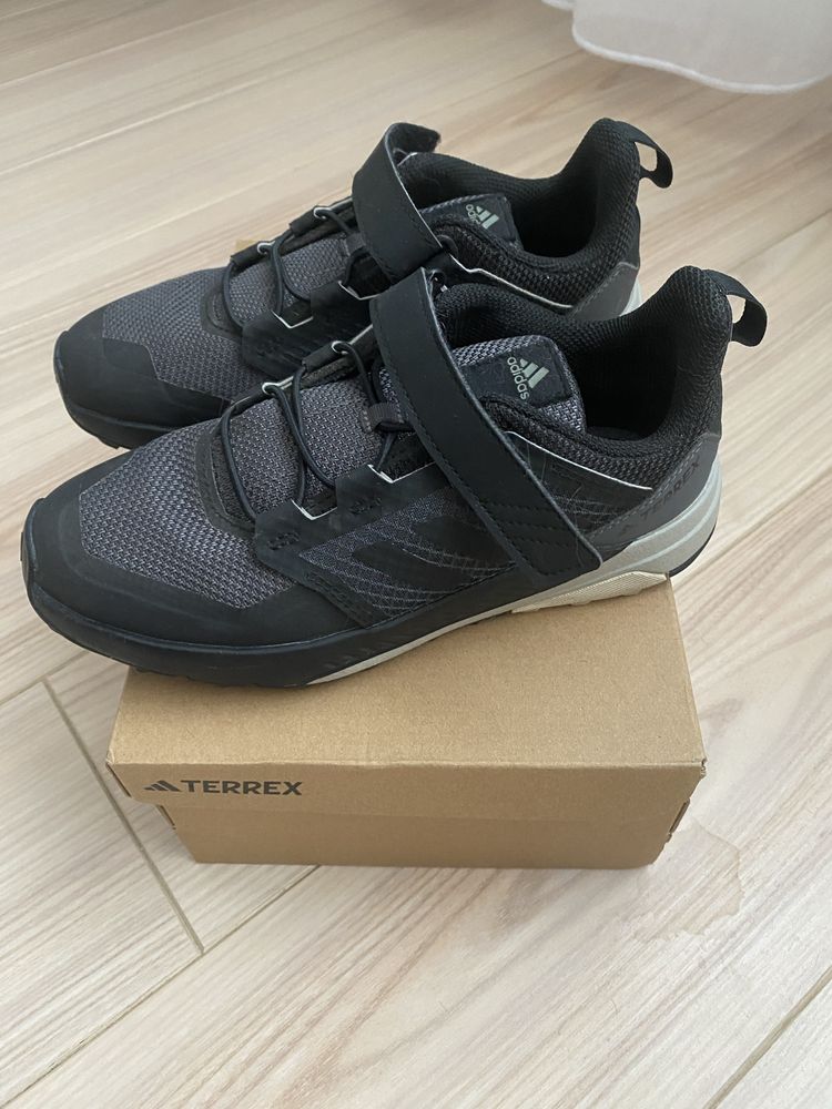 Nowe buty terrex adidas r.34 GWARANCJA 1,5 roku