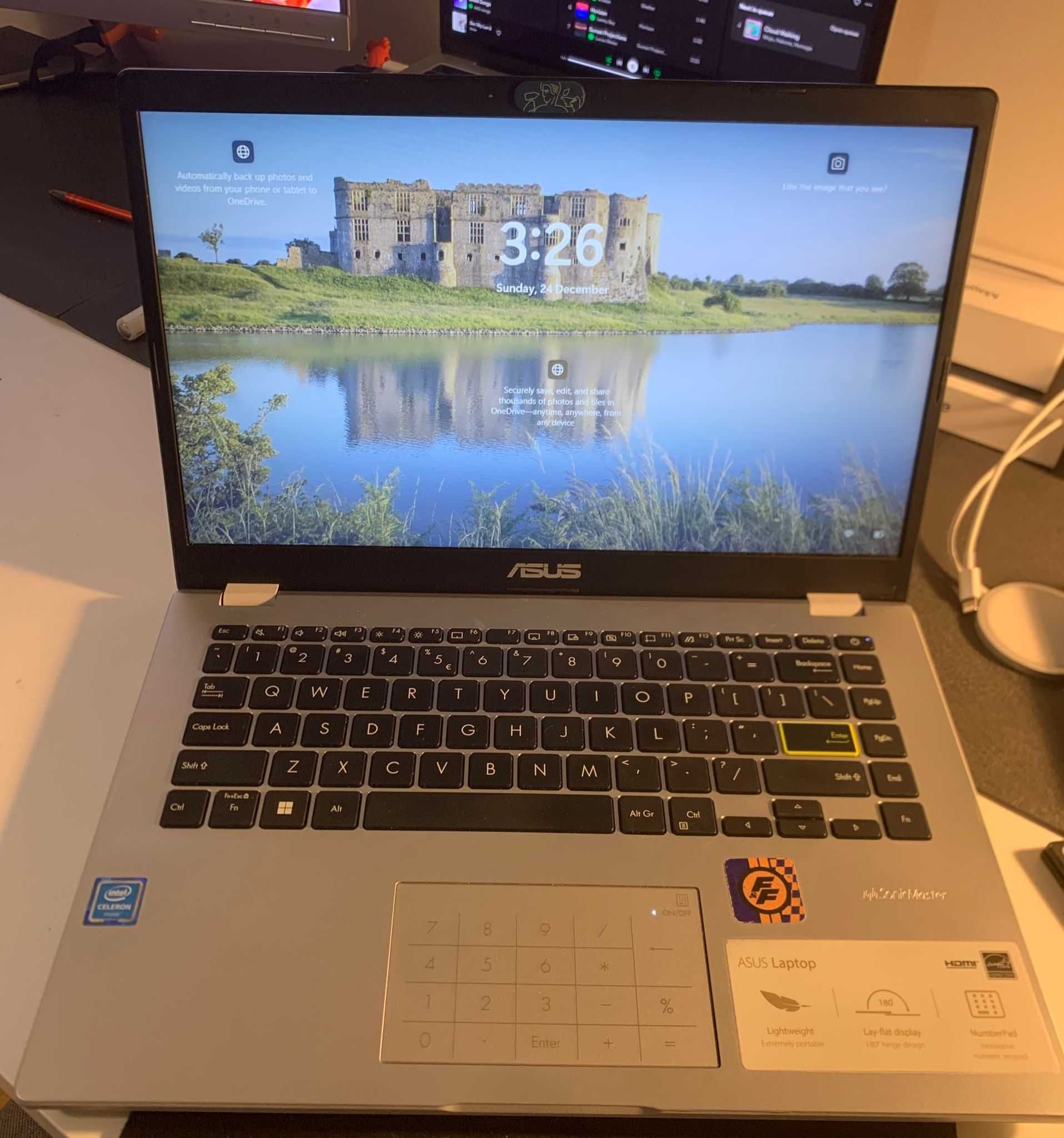 Laptop ASUS VivoBook Go 14" Celeron N4020