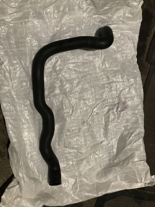 Патрубок радіатора GOLF 5 1.9 TDI Оригінал