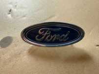 Ford Mondeo mk5 znaczek emblemat przód oryginał