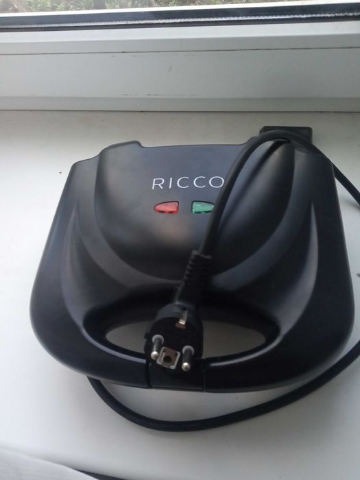 Бутербродниця ESPERANZA