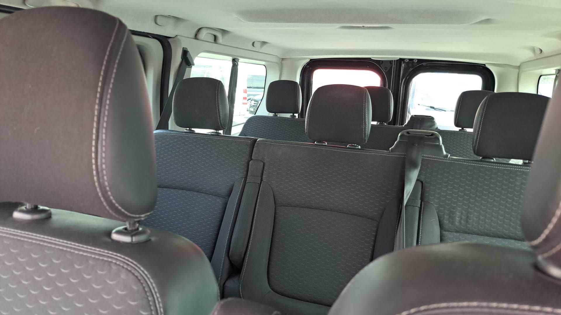 Opel Vivaro longa 9 lugares com iva dedutivel