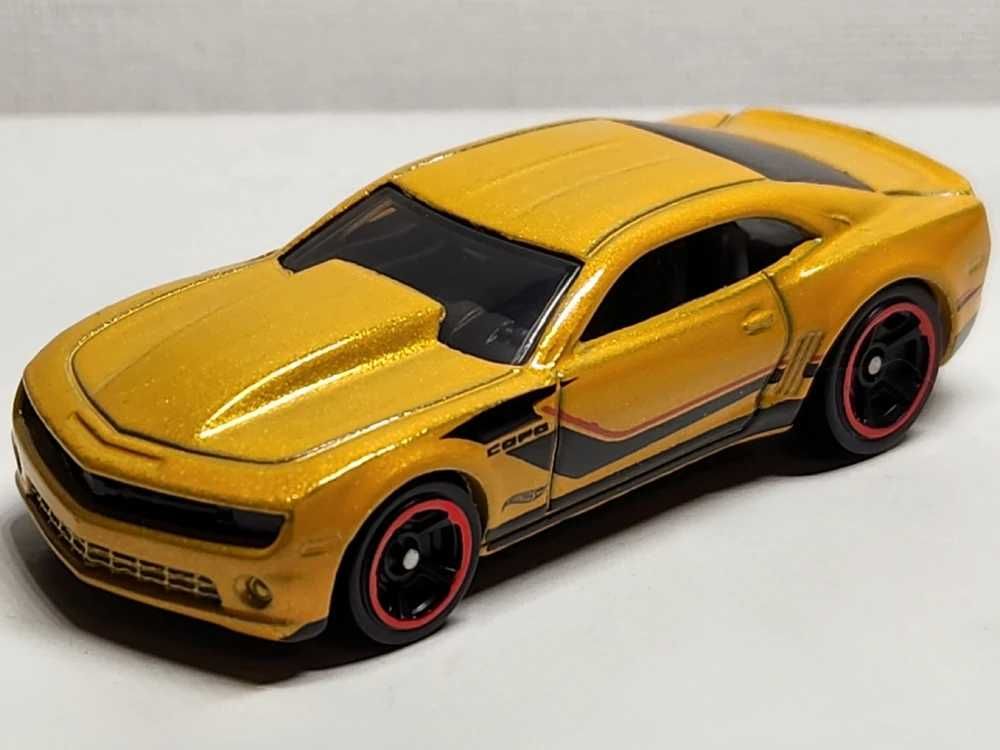 Hot Wheels 5 pak Seria Car Meet Nowe Camaro Mustang