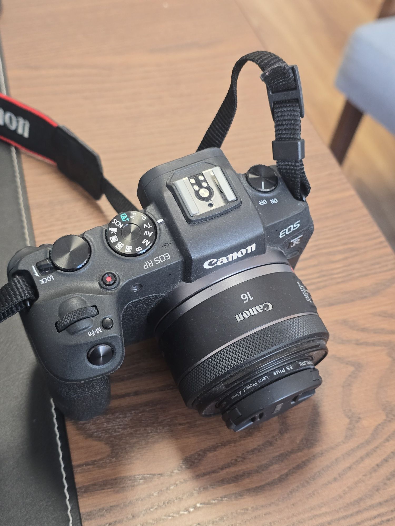 Canon RP obiektyw 16mm stan idealny