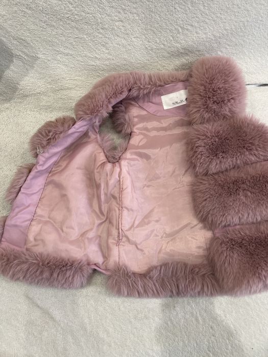 Хутряний жилет на дівчинку