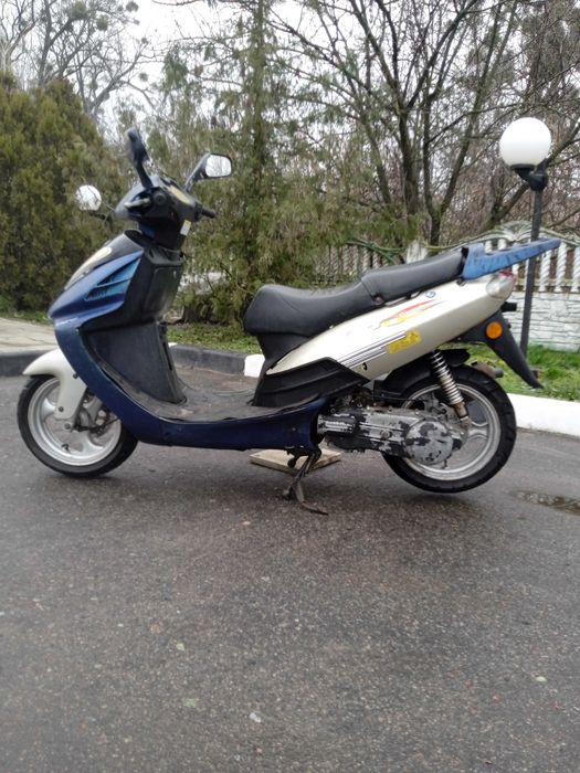 Продаю скутер viper