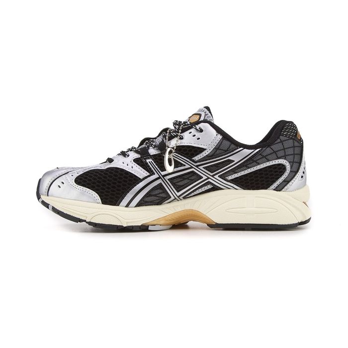 Asics Gel Nimbus 10.1 Piedmont Grey Pure Silver

Ціна: 3190грн

 - Вир