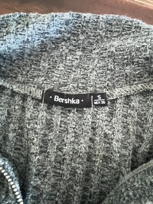 Camisola Canelada Bershka – Cinzento