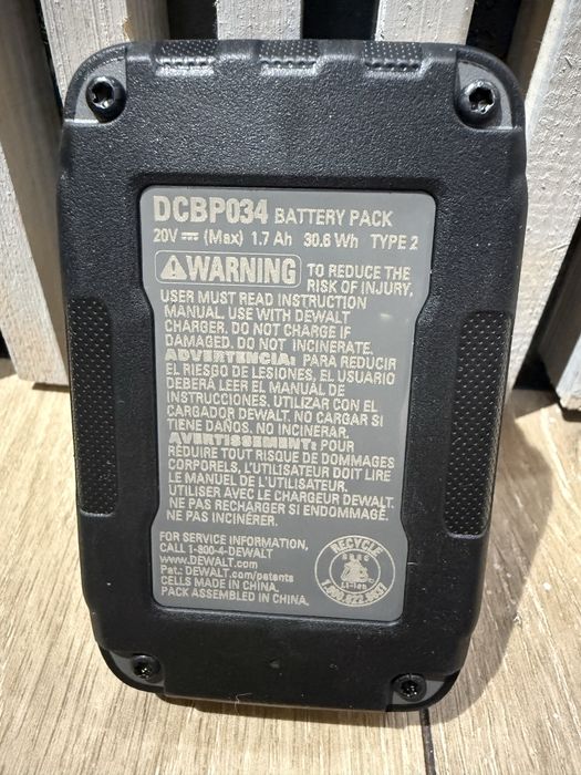 Акумулятор Dewalt DCBP034 оригінальний новий