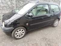 Na części Renault Twingo Silnik Skrzynia Maska Zderzak Drzwi Klapa Szyba