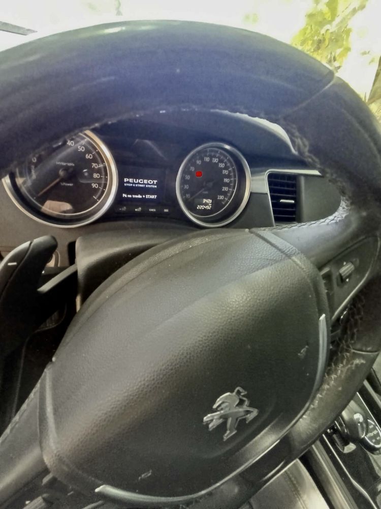 Peugeot 508 RXH Híbrido 200cv – 2014 | 220.492 km | Muito Bom Estado
