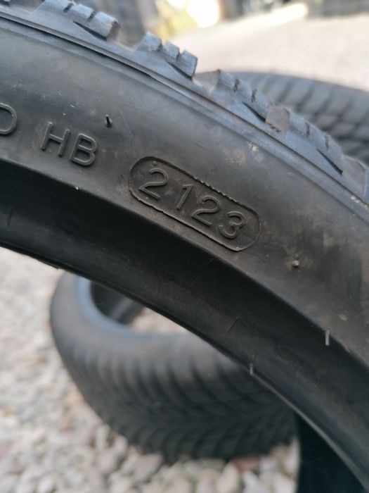 235/35/19 Hankook 2023 rok zimowe
