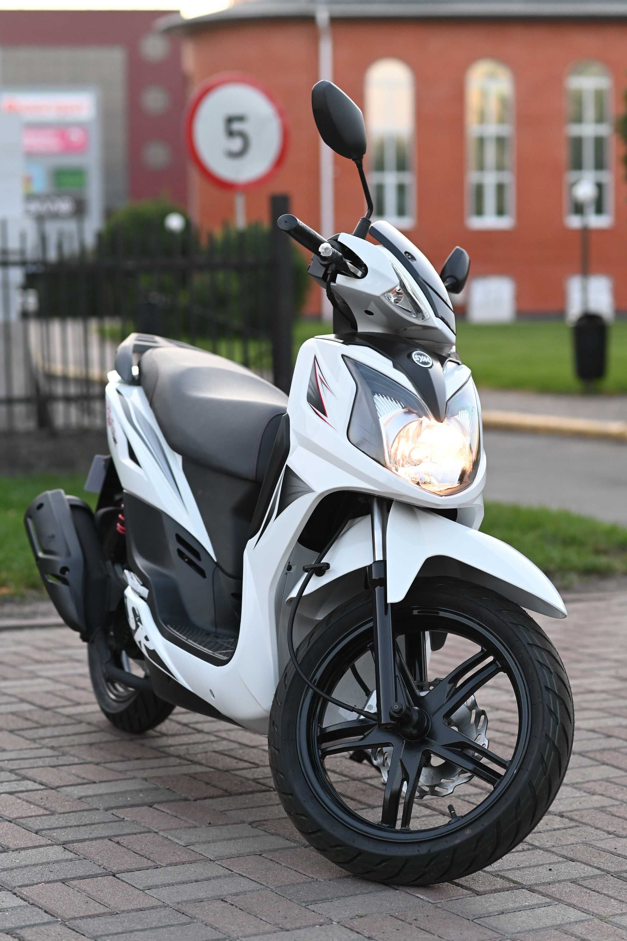 Sym Symphony SR 150 16', колесо, кофр!  Гарантія.