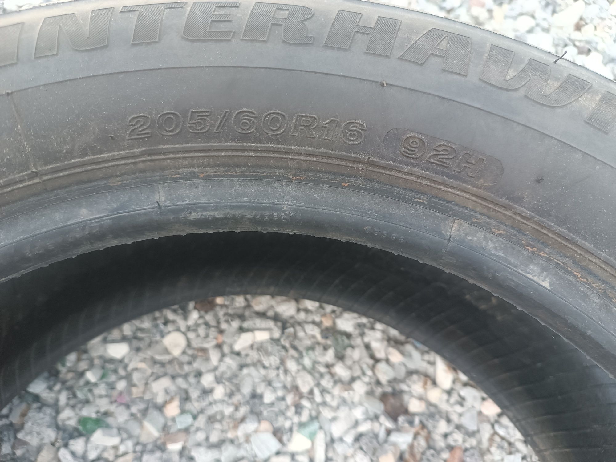 205/60R16 Dwie opony zimowe Firestone 19r
