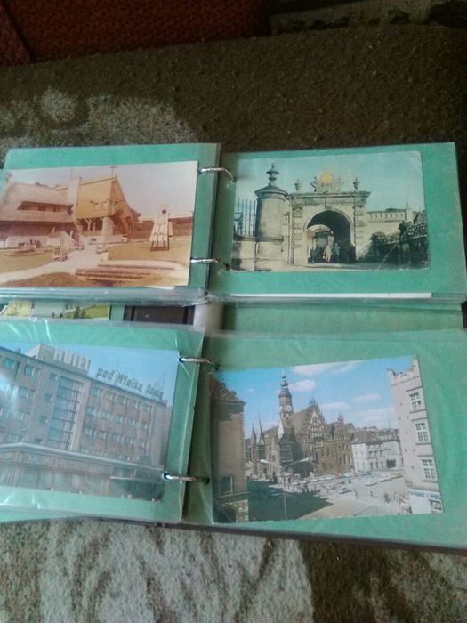 Klaser z widokówkami zPRL