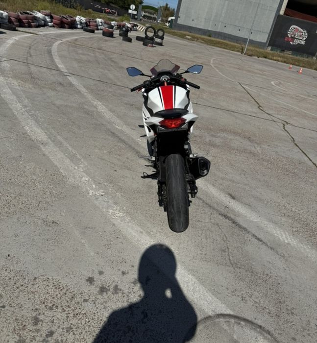 Kawasaki ninja 300