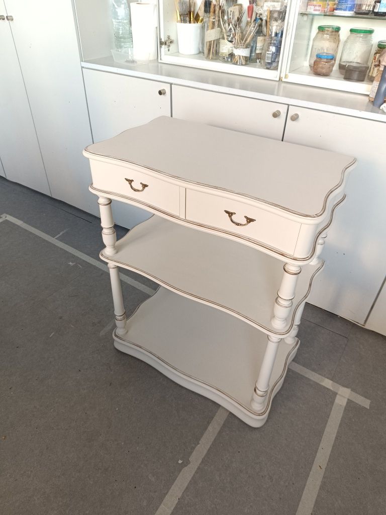 Mesa com rodinhas