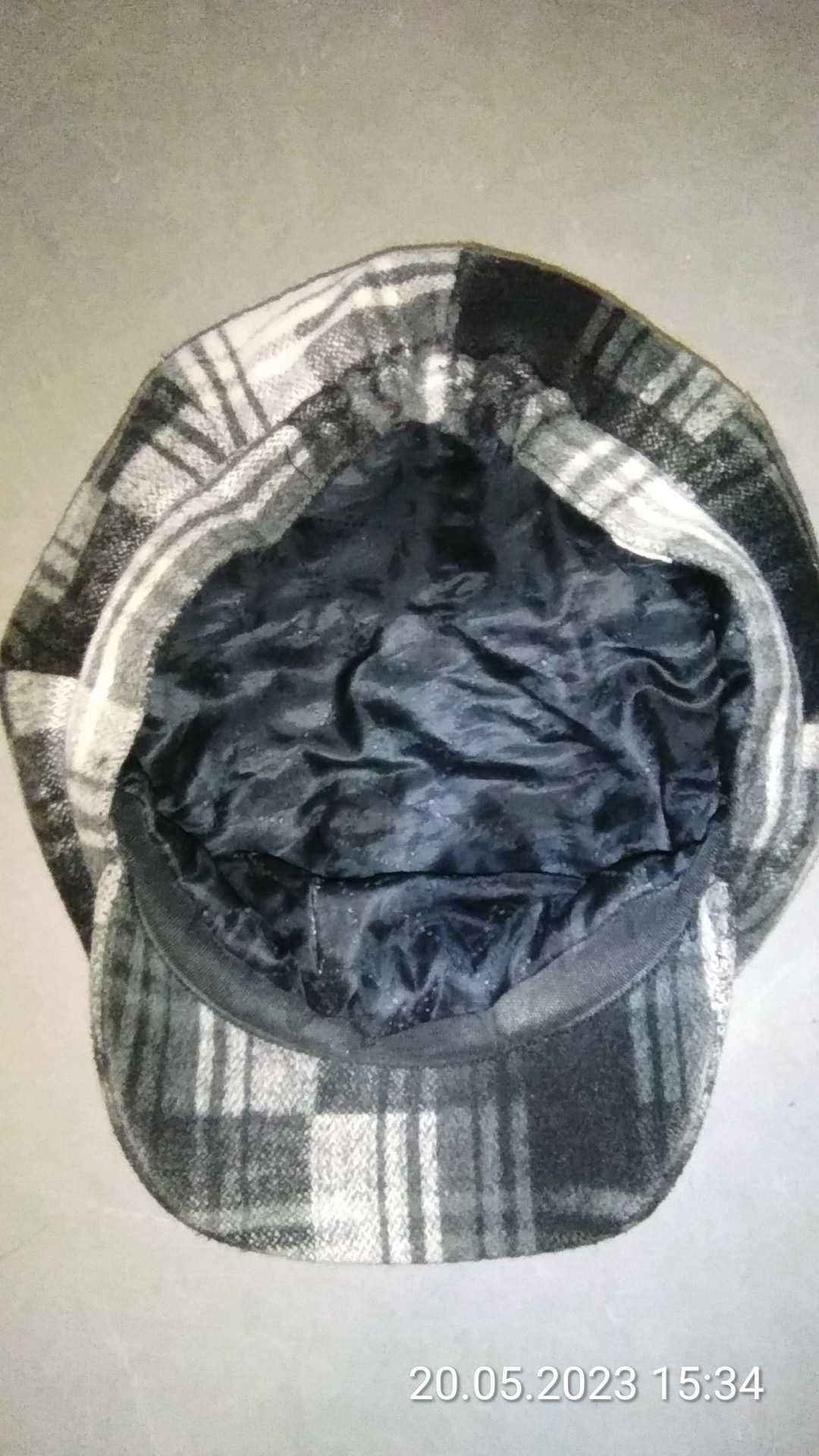 Szaro czarna czapka z daszkiem
