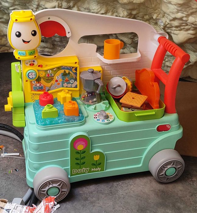 Fisher-Price „Ucz się i śmiej!” Wesoły Kamper Malucha HCK55 - pchacz