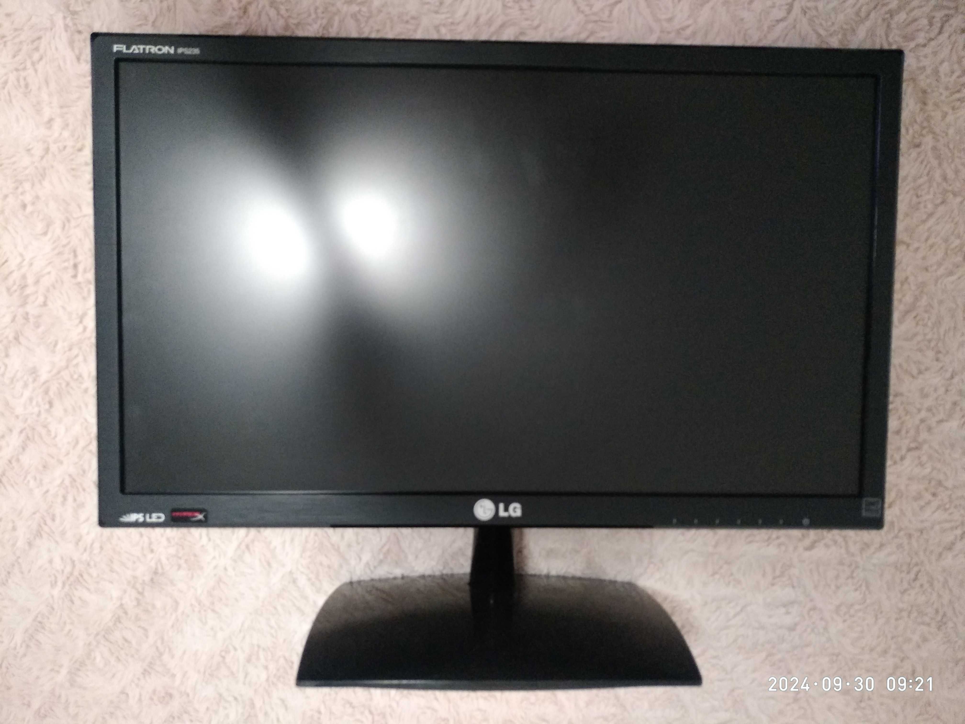 Продам монітор LG IPS235