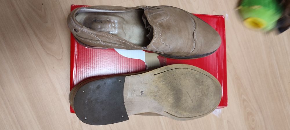 Buty męskie skórzane 44