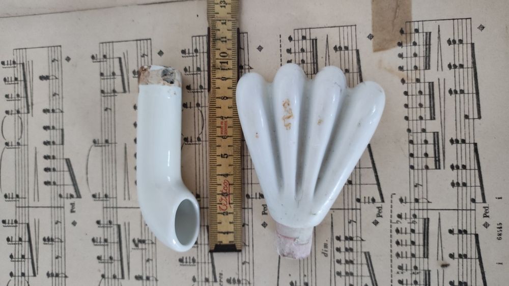 Respiros de janelas antigos em loiça