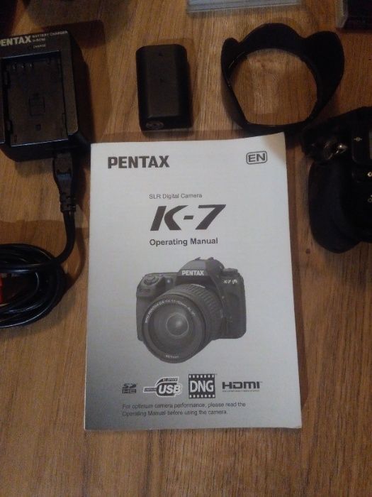 Pentax K-7 + dodatki