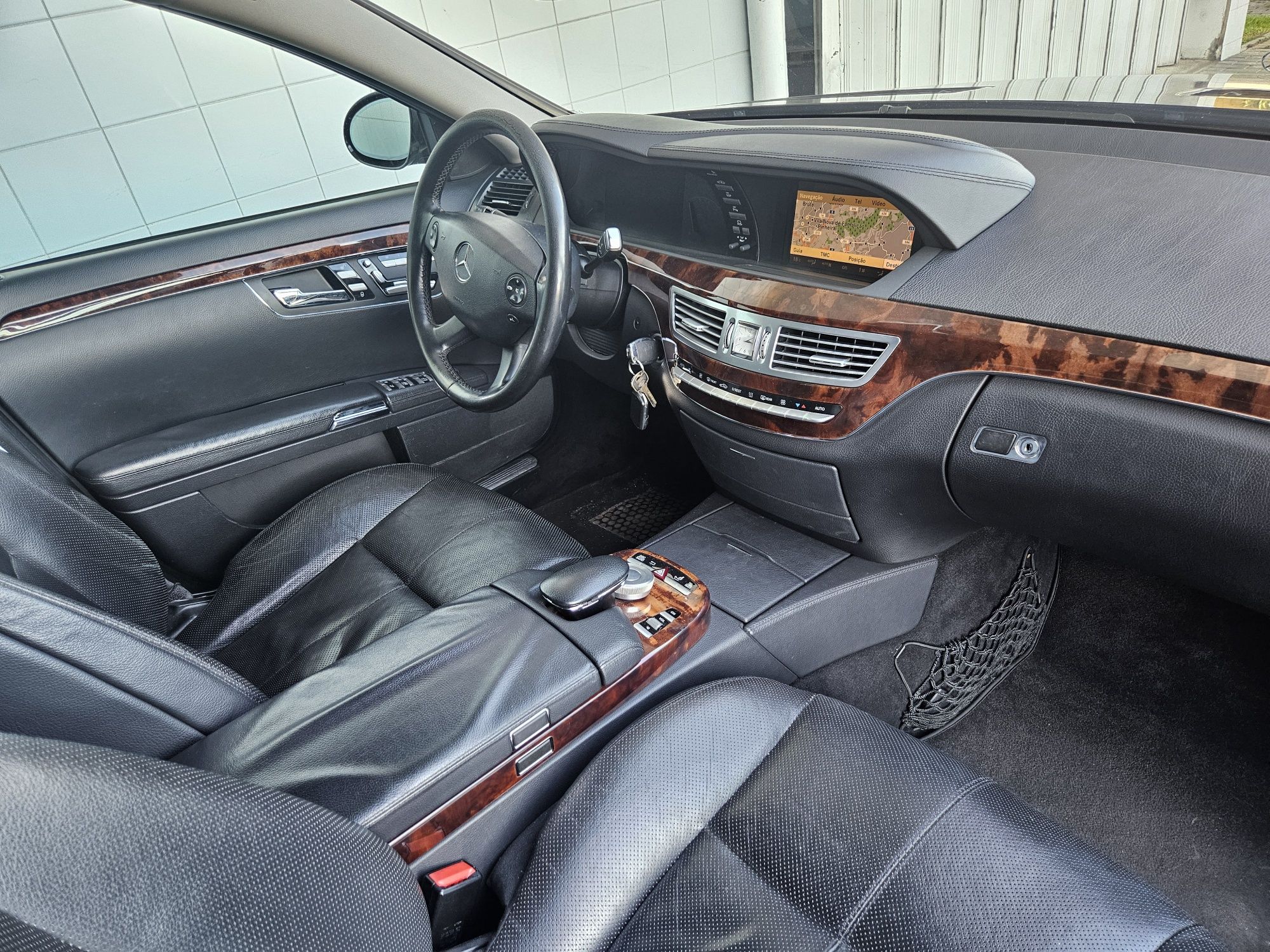 Mercedes-Benz S 320