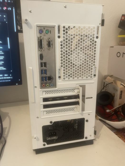 Pc hummer + placa de video